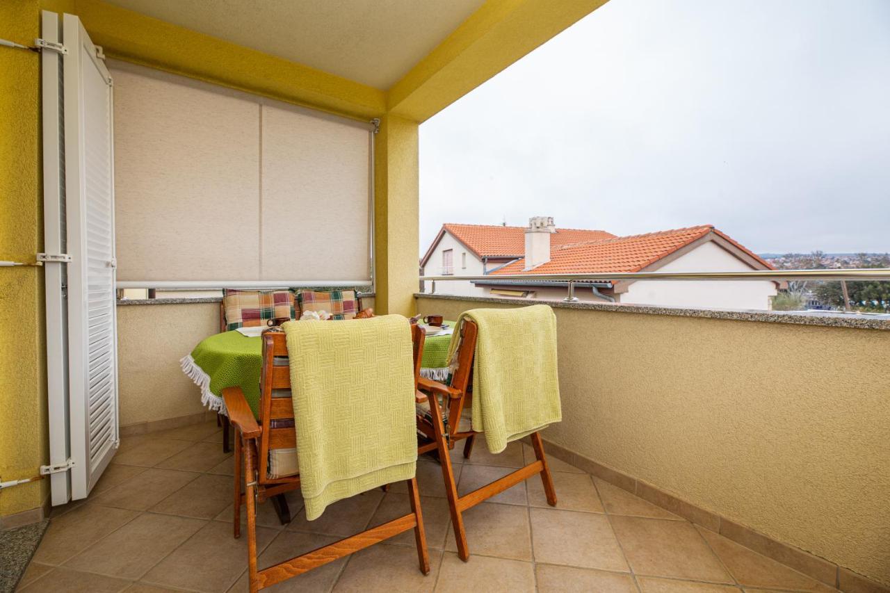 Golden Hope 4+1 Apartment Krk Veglia Exterior foto