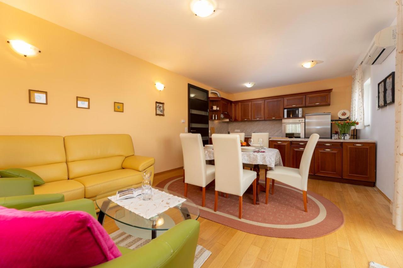Golden Hope 4+1 Apartment Krk Veglia Exterior foto